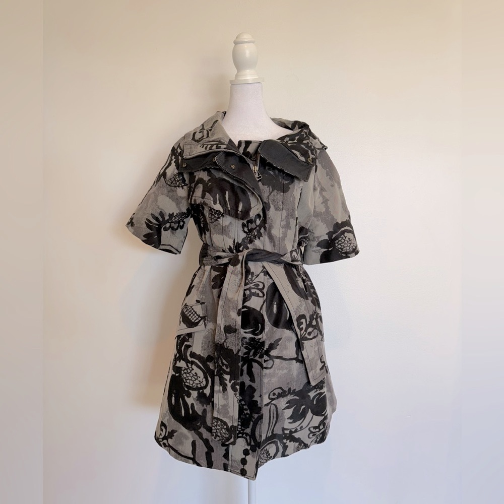 Hanii Y. Grey Camouflage Hooded Coat - Size 40